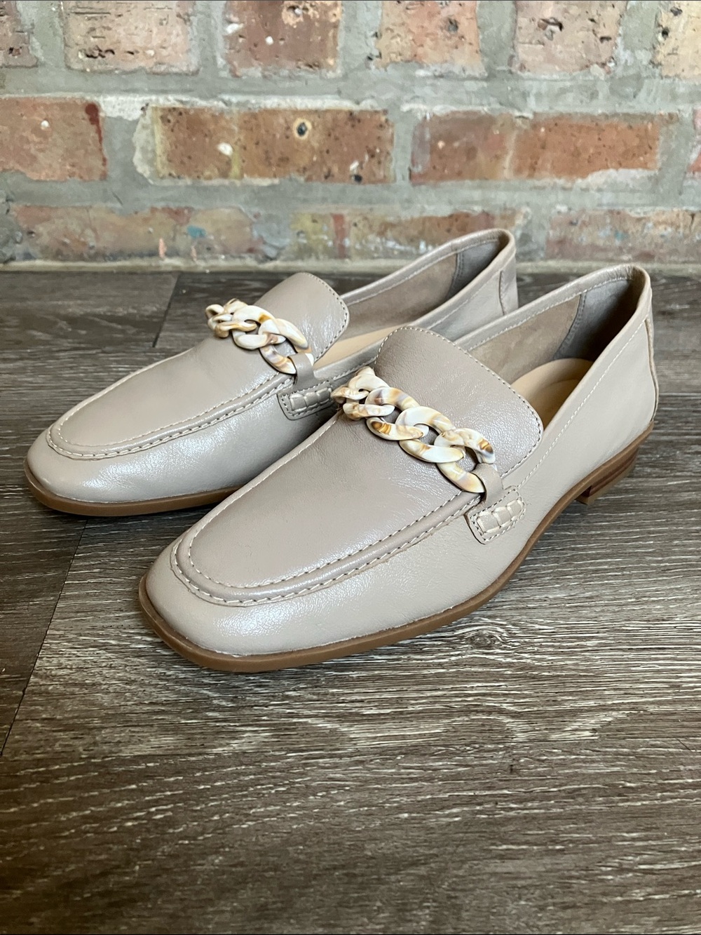 Clarks Women's Sarafyna Iris Loafers - Picture 5 of 17